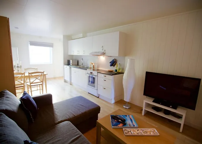 Modern * Svolvær